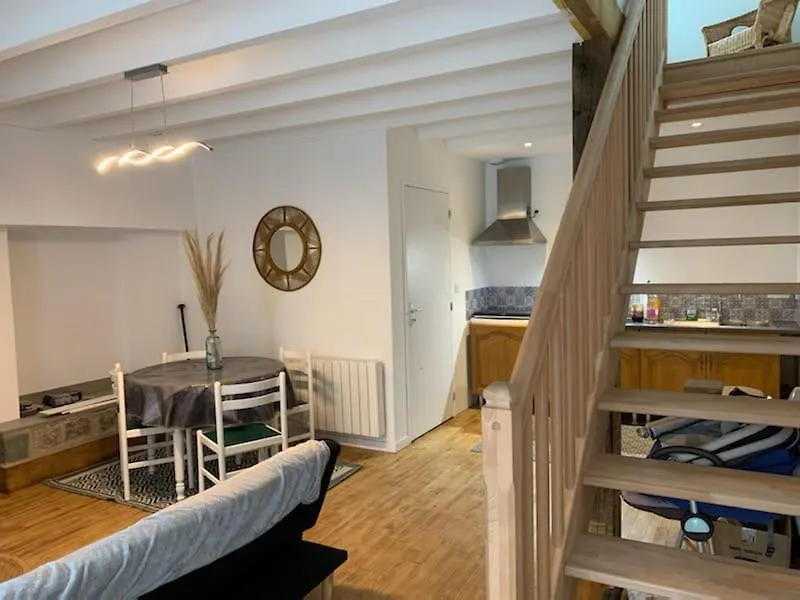 Holiday home Gite Le Rouge Gorge De Broceliande Beignon
